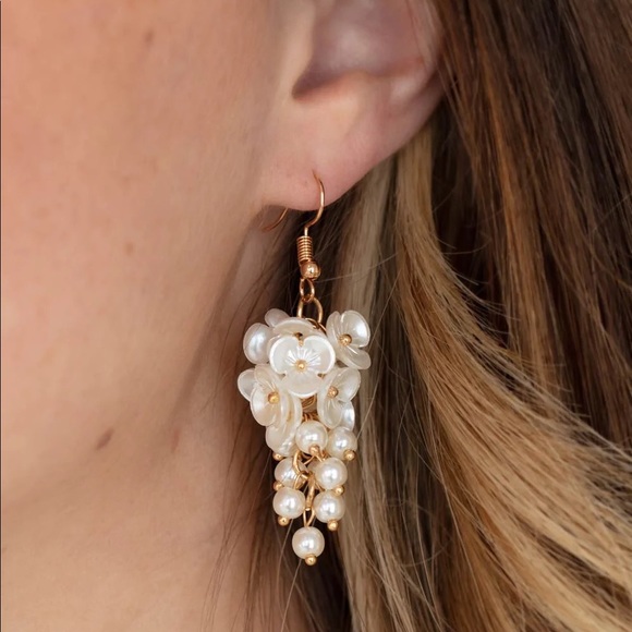 Bountiful Bouquets - Gold Earrings - Paparazzi